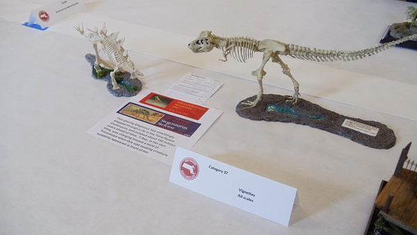 T-Rex & Stegosaurus